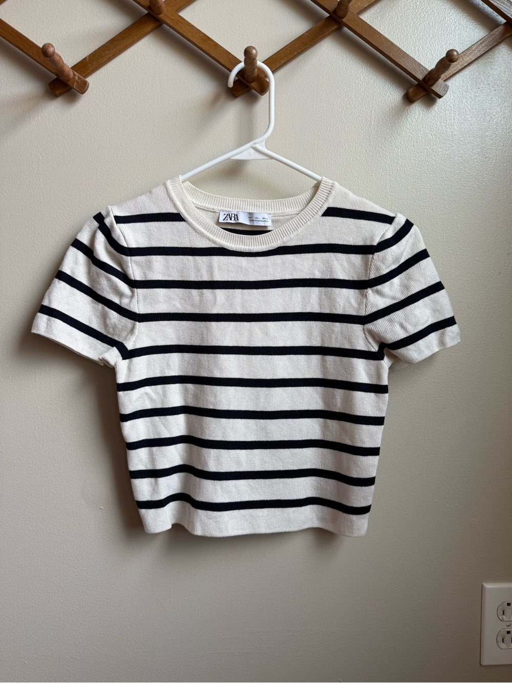 Zara Knit Striped short sleeve top